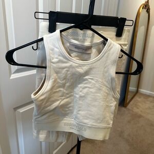 ESSENTIALS TWO PIECE SET